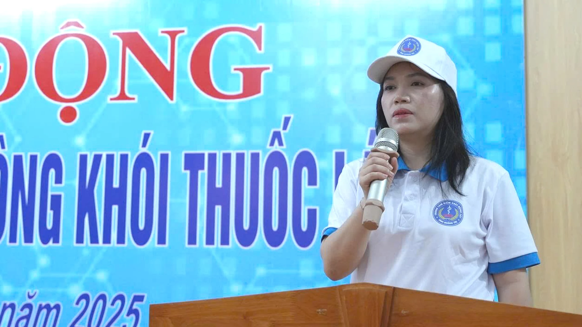 តំណាងថ្នាក់ដឹកនាំ CDC Quang Tri បានបើកការដ្ឋានសាងសង់គោលដៅទេសចរណ៍គ្មានផ្សែងនៅឆ្នាំ ២០២៥ - រូបថត៖ T.T