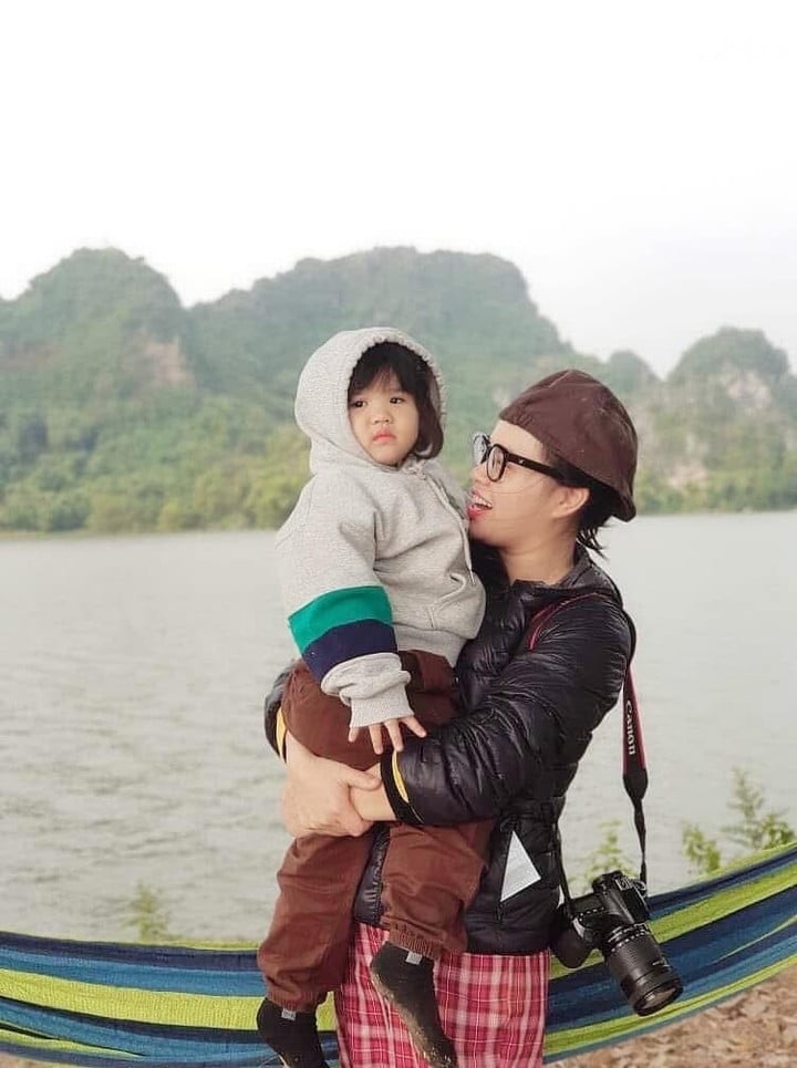 7살 '꼬마 선생님', 집에서 영어 수업 시작…'스타일'에 모두 감탄 - 2