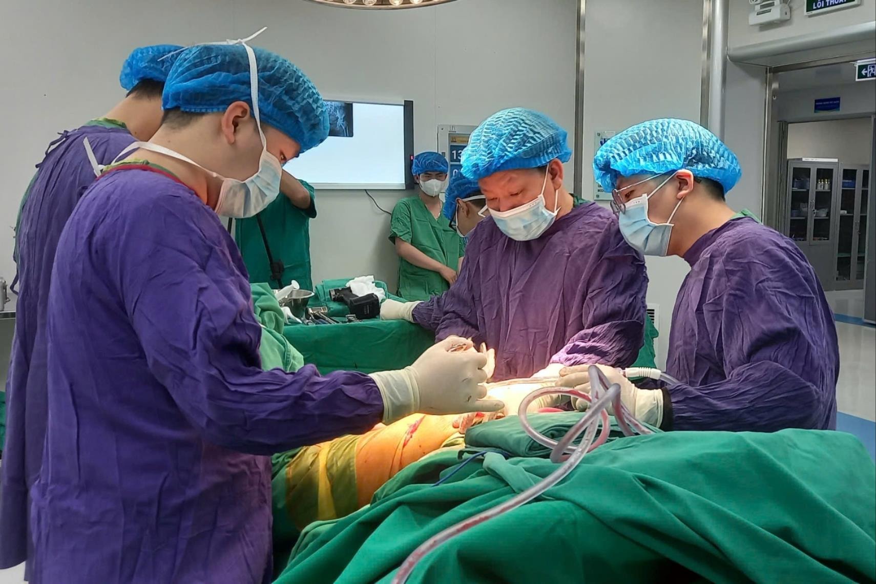 Bệnh viện Đa khoa Hòa Bình liên kết nâng cao chất lượng khám, chữa bệnh