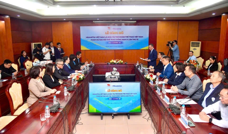 Hisamitsu វៀតណាមអមដំណើរគណៈប្រតិភូកីឡាវៀតណាមឆ្ពោះទៅស៊ីហ្គេមលើកទី៣៣ - រូបថត២