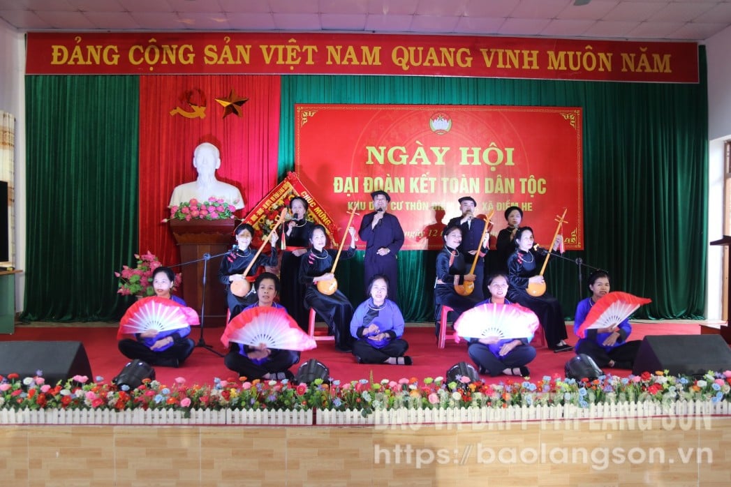 Tiết mục văn nghệ đặc sắc tại ngày hội