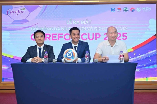 12 đội tranh tài giải vô địch bóng đá nữ 7 người quốc gia Carefor Cup 2025- Ảnh 1.