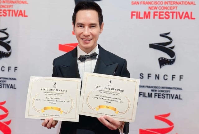 «Διπλά» καλά νέα για την Λι Χάι - Φωτογραφία 1. 'Cú đúp' tin vui của Lý Hải- Ảnh 1.