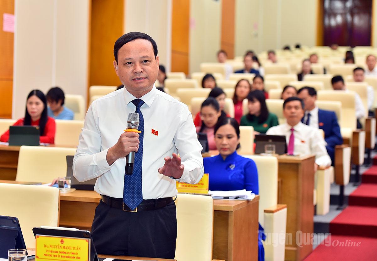 អនុប្រធានអចិន្ត្រៃយ៍គណៈកម្មាធិការប្រជាជនខេត្ត លោក Nguyen Manh Tuan បាននិយាយដើម្បីបញ្ជាក់អំពីដំណោះស្រាយដែលបានបង្ហាញនៅក្នុងកិច្ចប្រជុំ។