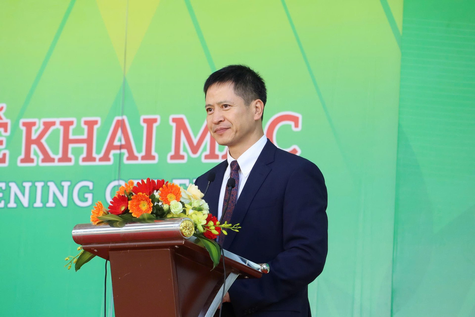 Ông Nguyễn Minh Tiến, Giám đốc Trung tâm Xúc tiến Thương mại Nông nghiệp, phát biểu khai mạc sự kiện. Ảnh: Phương Linh.