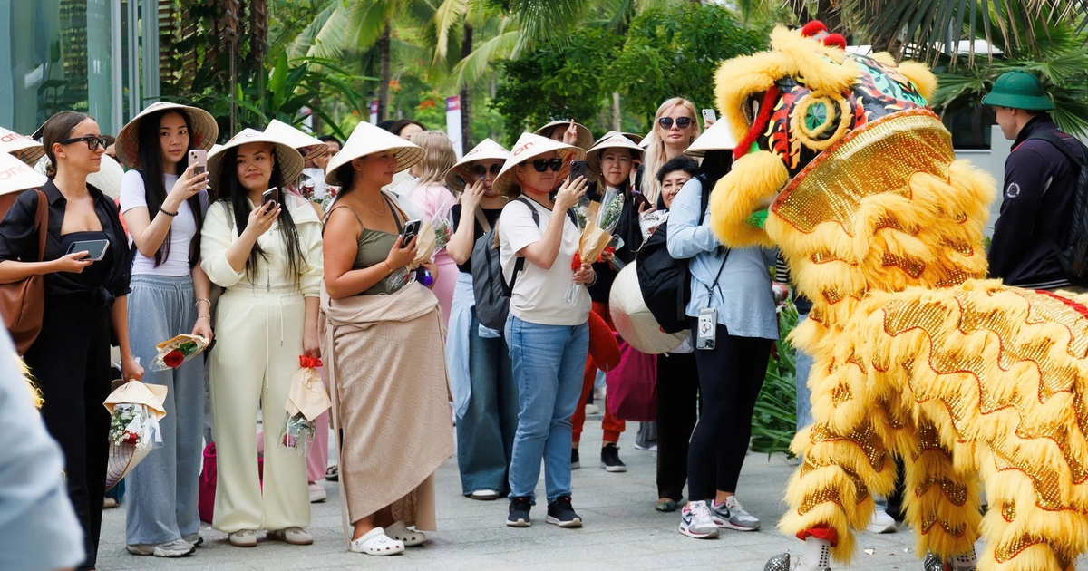 Đà Nẵng nên làm gì để thu hút khách Nga?