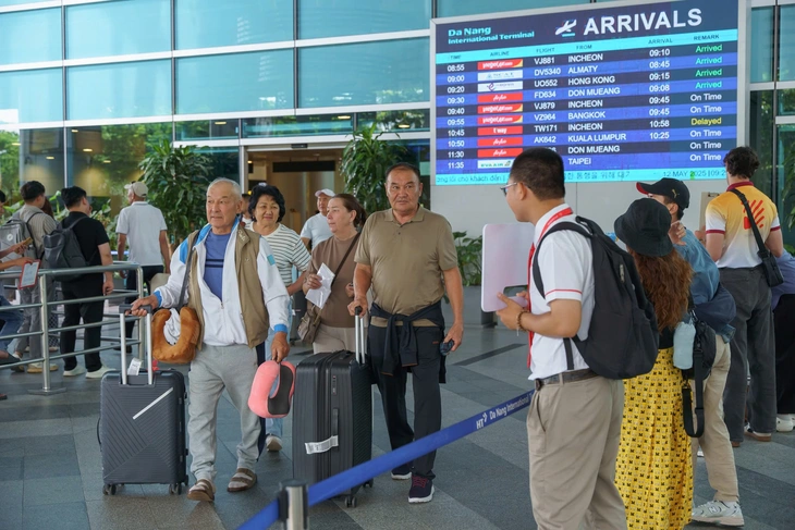 Khách Nga - Ảnh 3.