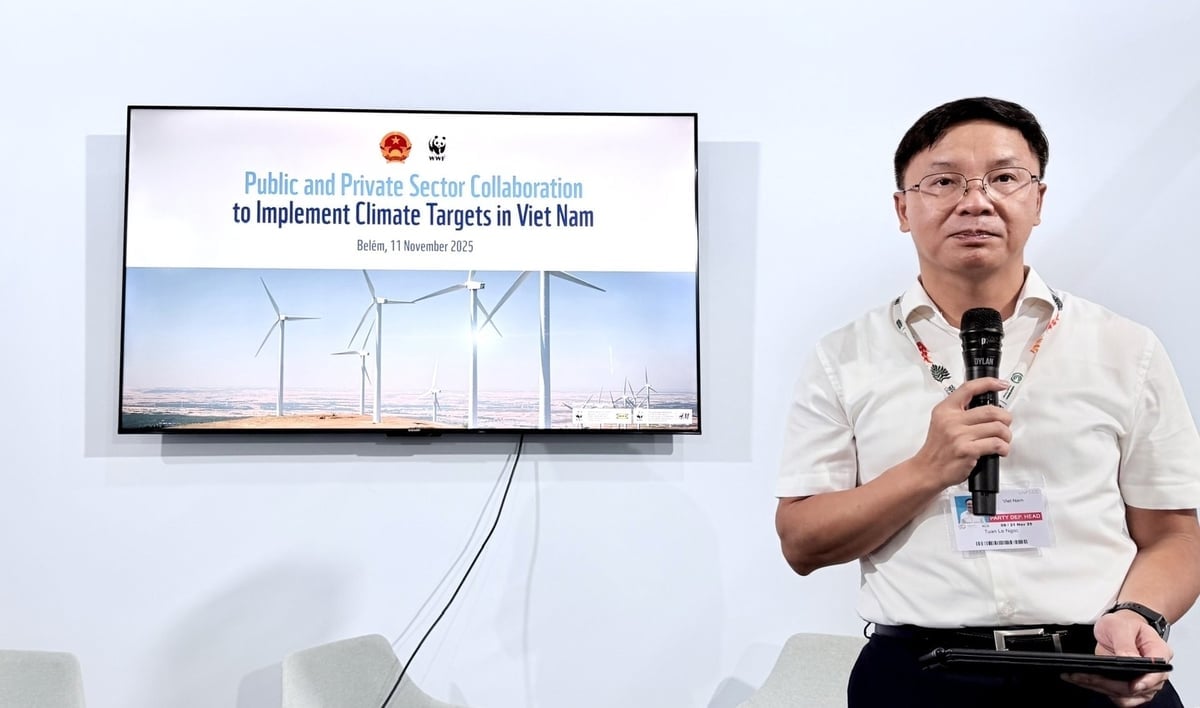 Ông Lê Ngọc Tuấn, Phó Cục trưởng Cục Biến đổi khí hậu, Bộ Nông nghiệp và Môi trường phát biểu tại sự kiện. Ảnh: Chu Hương.