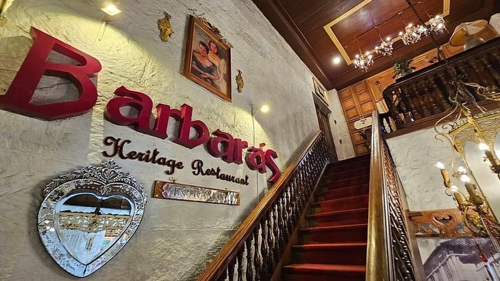 Lạc bước giữa 'Tây Ban Nha cổ kính' ngay châu Á - Ảnh 4.