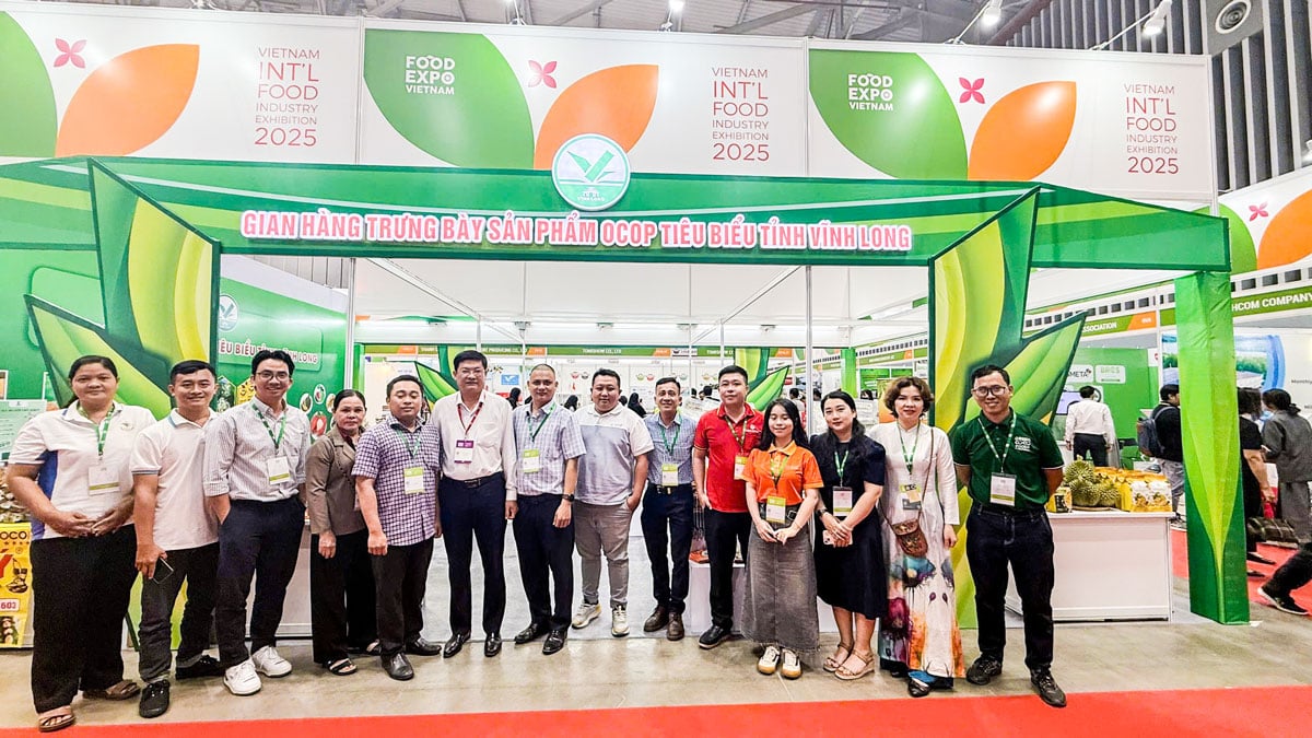នាយកដ្ឋានឧស្សាហកម្ម និងពាណិជ្ជកម្ម Vinh Long ចូលរួមការតាំងបង្ហាញ និងផ្សព្វផ្សាយផលិតផលនៅ Vietnam Foodexpo 2025។