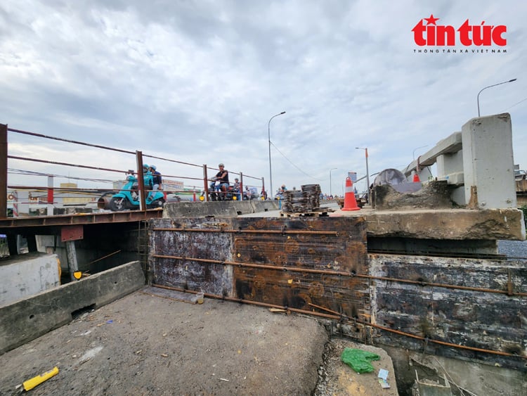 ចំណងជើងរូបថត