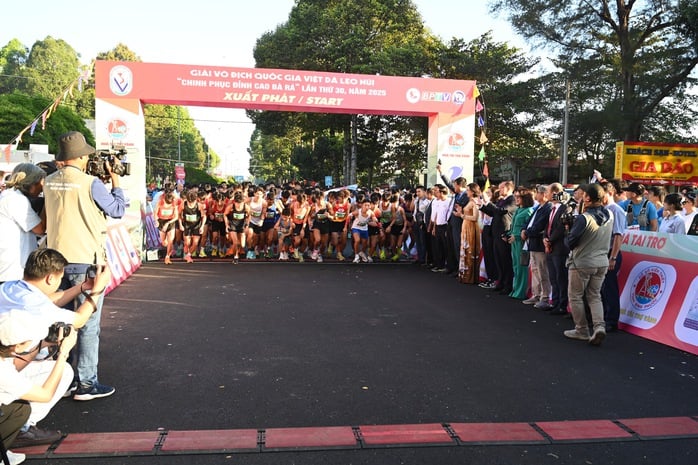 Hoàng Nguyên Thanh lần thứ 9 vô địch Giải việt dã 