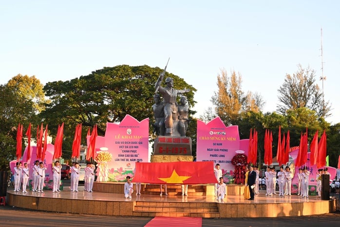 Hoàng Nguyên Thanh lần thứ 9 vô địch Giải việt dã 