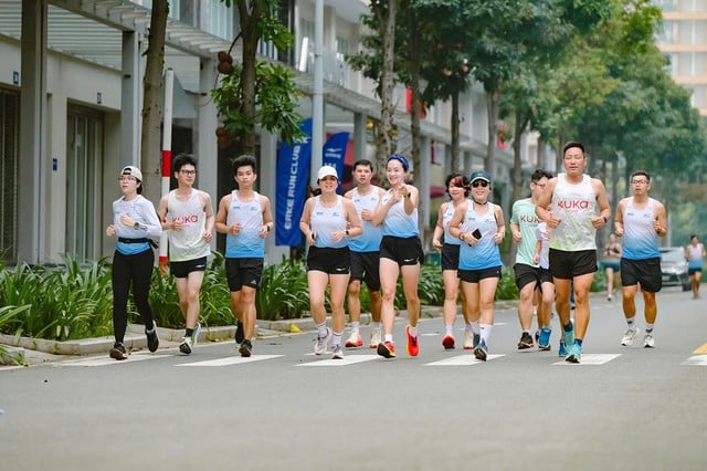 Bước chạy vì một Việt Nam vượt trội: Techcombank trao cơ hội bước đi cho trẻ em- Ảnh 2.