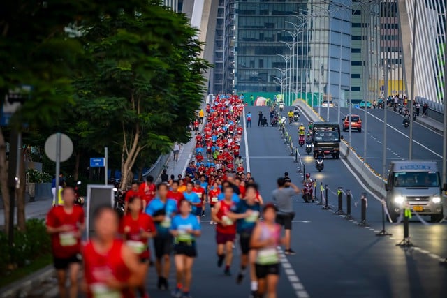 Bước chạy vì một Việt Nam vượt trội: Techcombank trao cơ hội bước đi cho trẻ em- Ảnh 4.