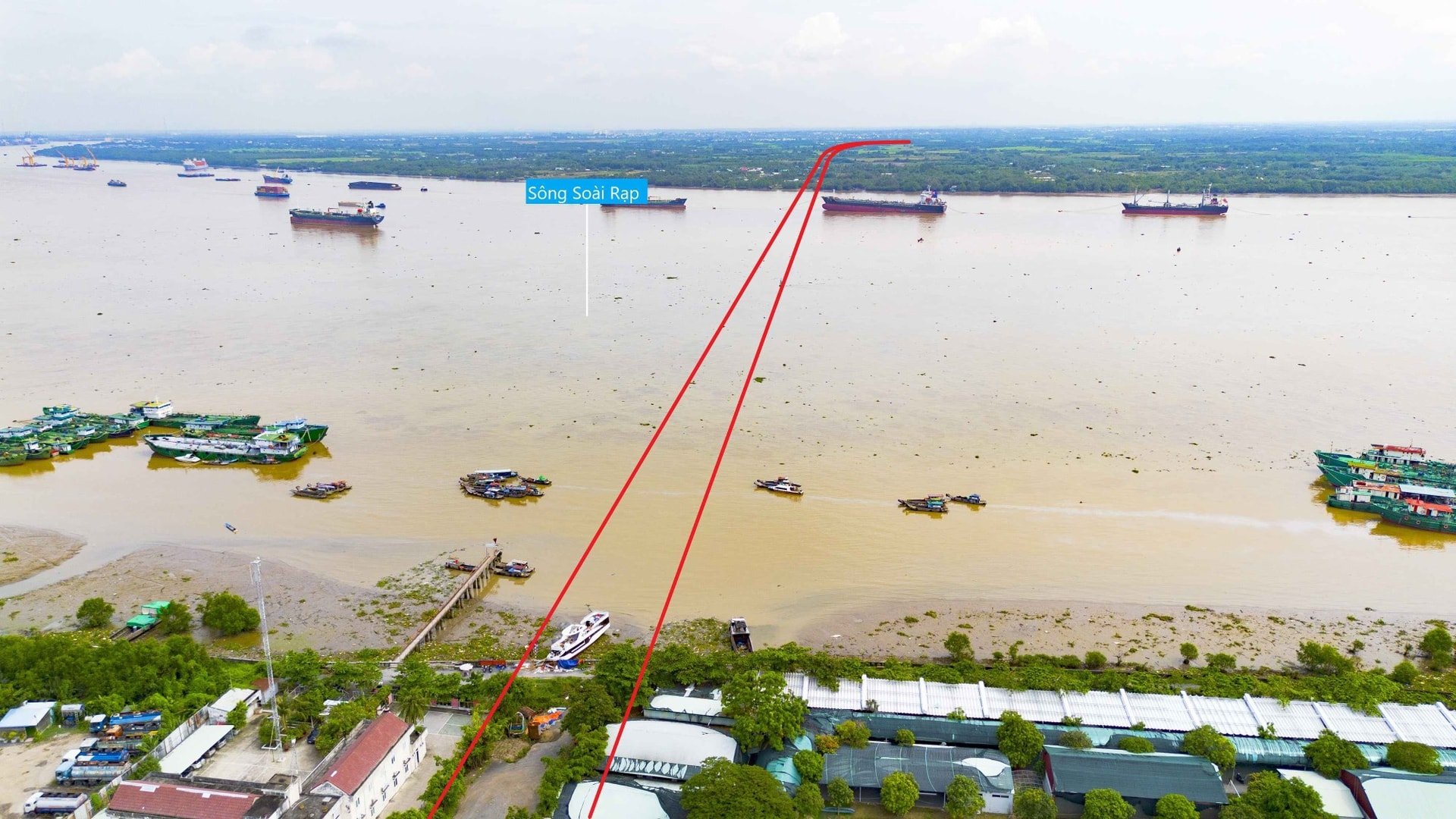 Panoramablick auf das Gebiet, in dem die Phu My 2-Brücke zwischen Ho-Chi-Minh-Stadt und Dong Nai gebaut werden soll.
