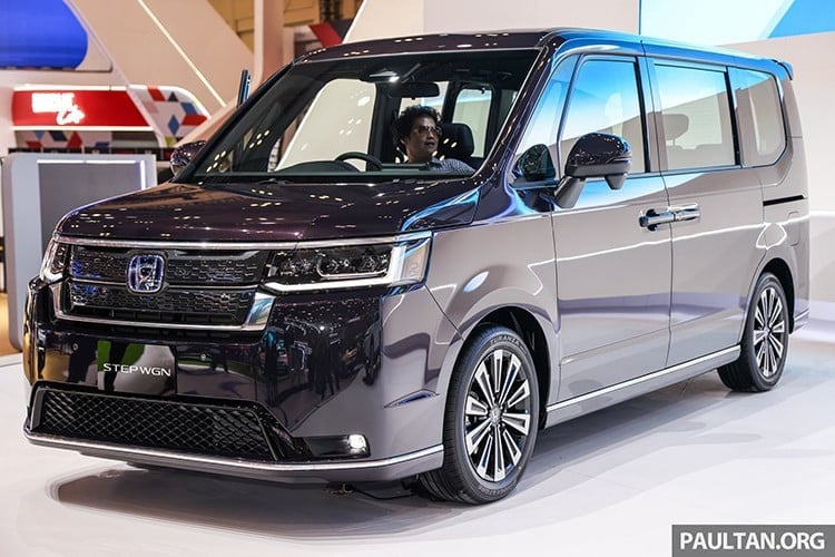 ホンダのStepWGN 2026がタイで発売される予定ですが、ベトナムでも発売