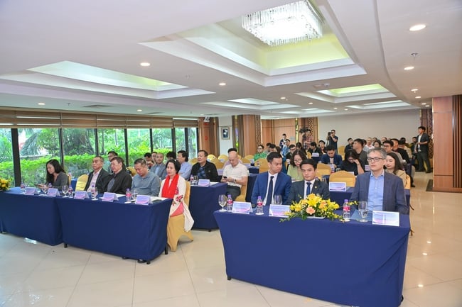 12 đội tranh tài ở Giải bóng đá nữ 7 người – VĐQG Carefor Cup 2025 - Ảnh 2.