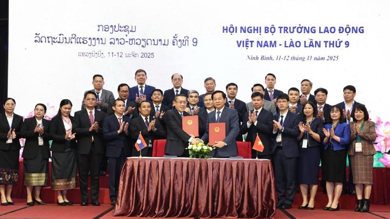 베트남 내무부와 라오스 노동사회복지부 간 협력 조인식.