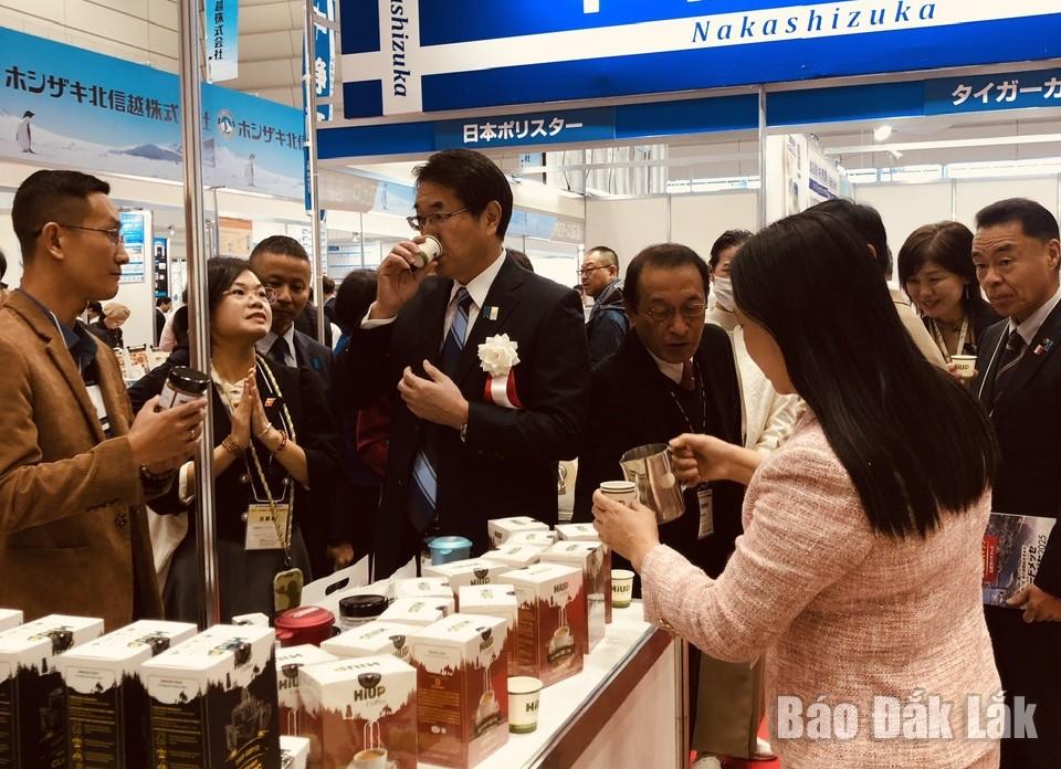 ជ្រុងស្តុបរបស់ក្រុមហ៊ុនភាគហ៊ុនវិនិយោគ និងអភិវឌ្ឍន៍ថៃអាន។