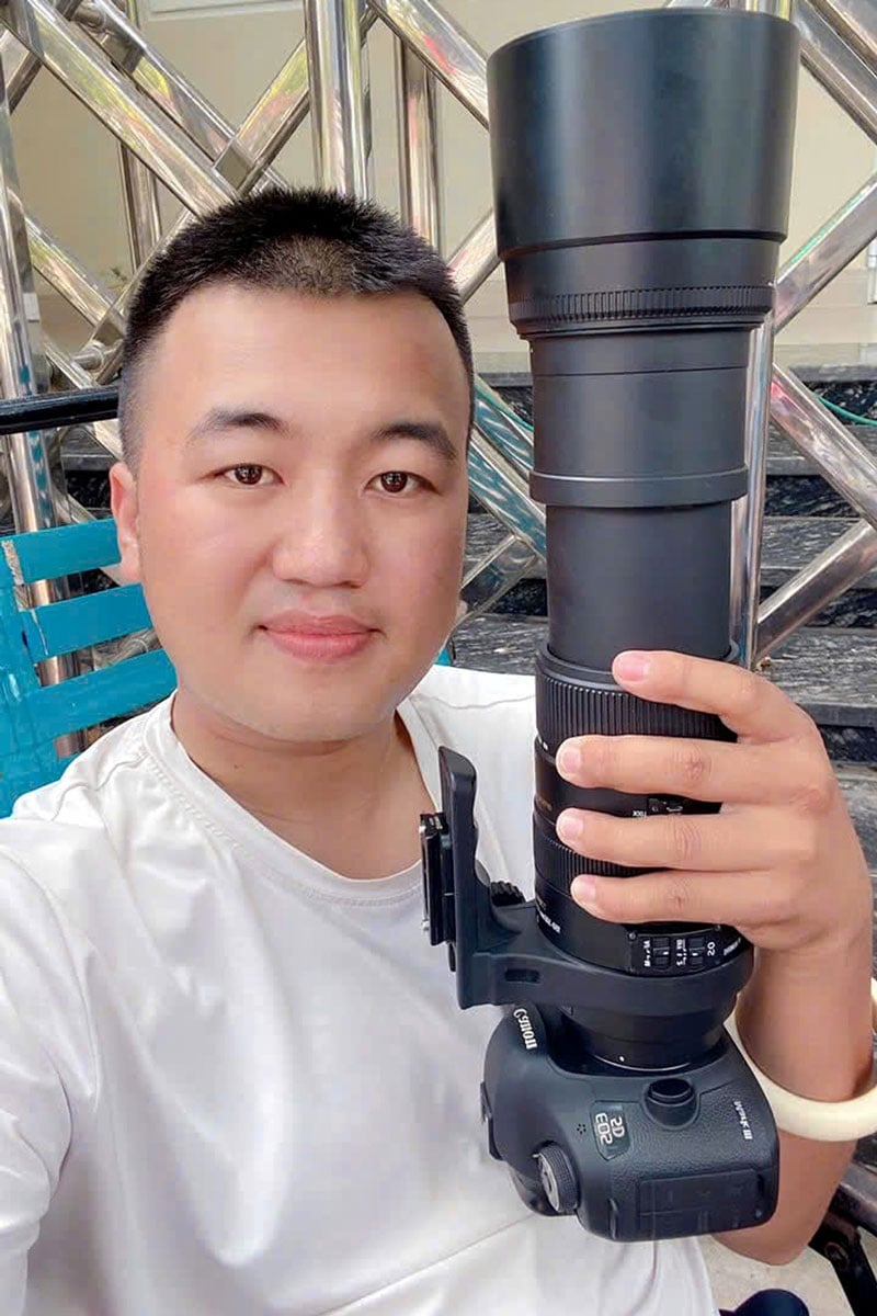 Φωτογράφος Le Quoc Viet.