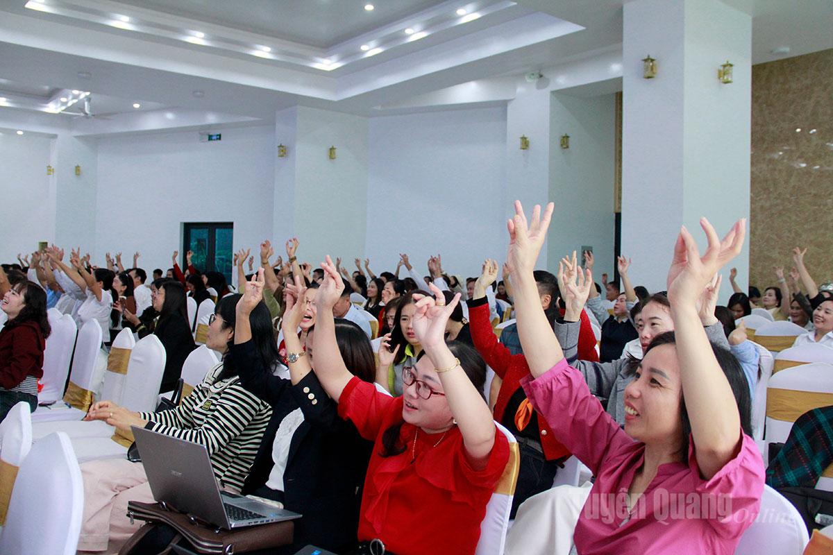 Utdanningsadministratorer reagerte på informasjonen som ble delt av eksperter ved programmet.