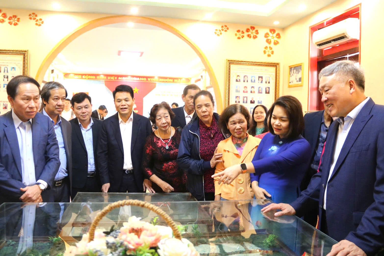 Натисніть на зображення для збільшення