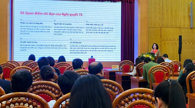 Le Parti, l'Assemblée nationale et le Gouvernement considèrent toujours la santé comme le bien le plus précieux de chaque personne et de toute la société - Photo 1.