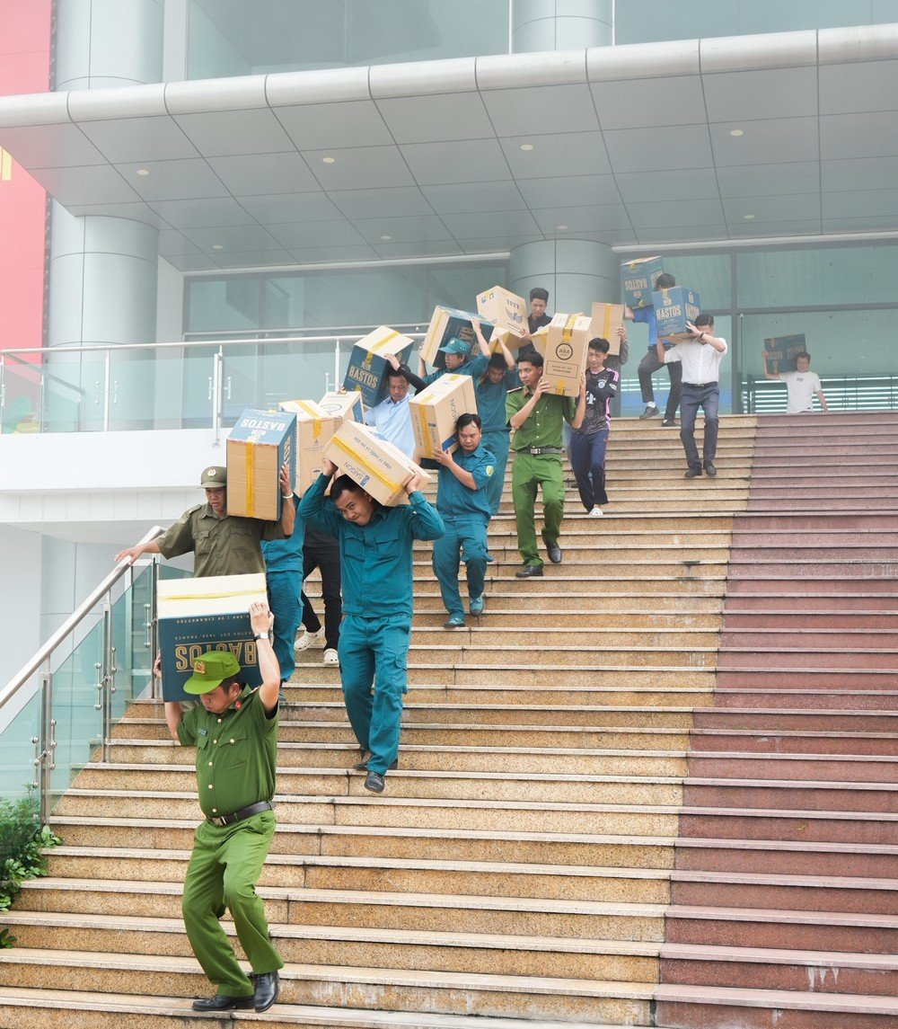 مشترکہ تربیت میں حصہ لینے والی افواج سرکاری مشق کی تیاری کر رہی ہیں۔