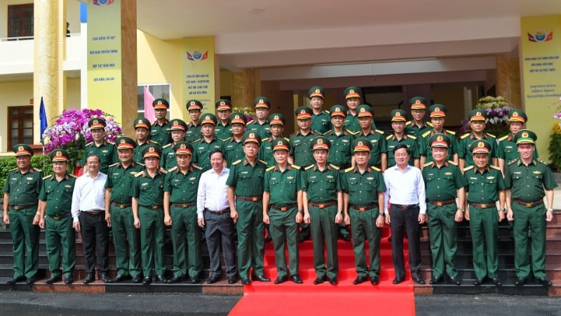 ប្រតិភូនៅក្នុងកិច្ចប្រជុំ។