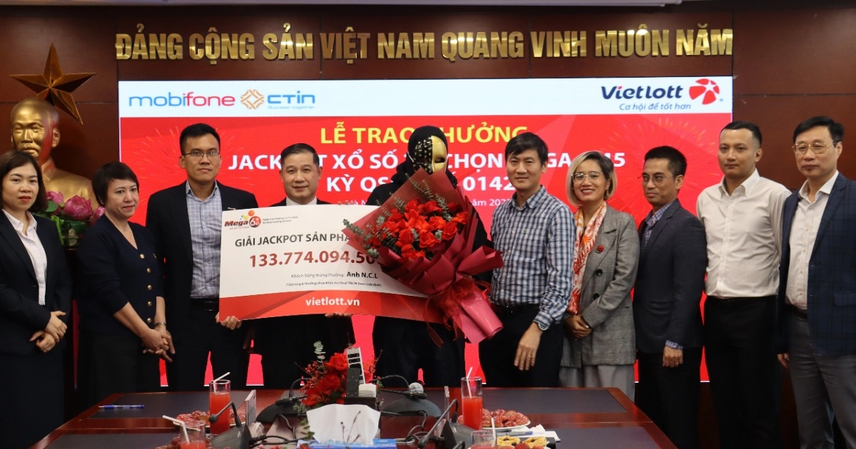 Trúng Vietlott 133,7 tỷ đồng sau 2 năm mua theo ngày sinh và biển số xe