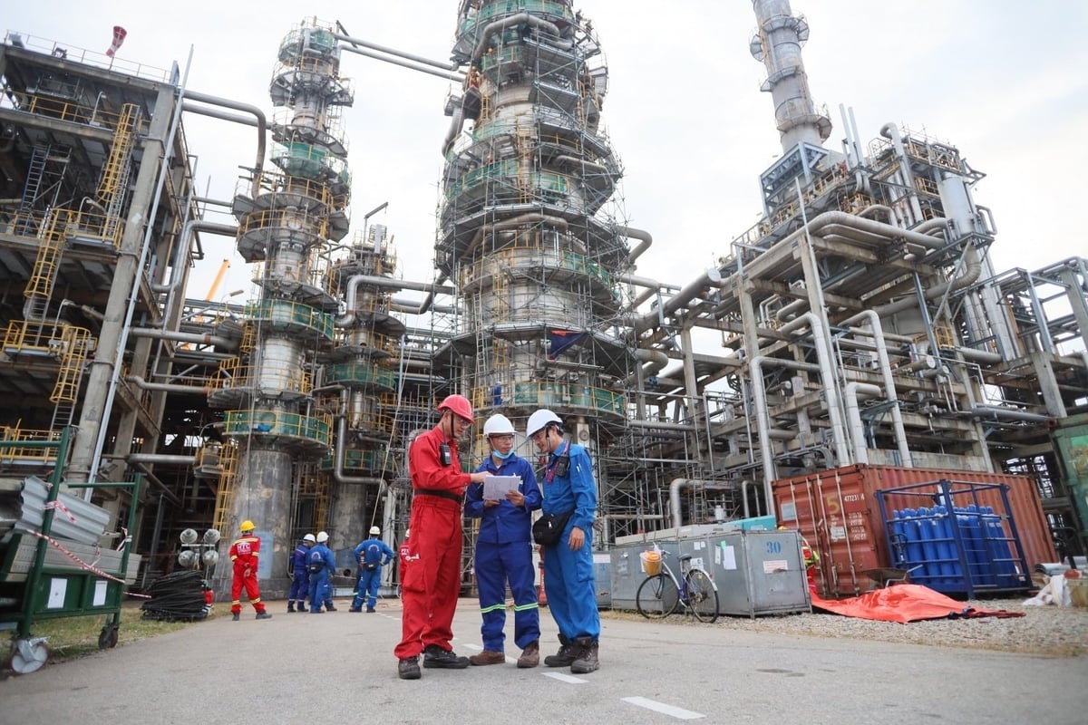 Nhà máy Lọc dầu Dung Quất. Ảnh: Petrovietnam.