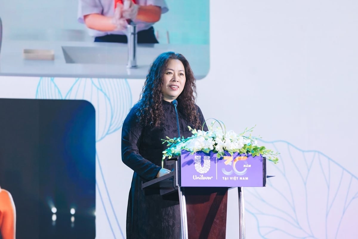 Bà Nguyễn Thị Bích Vân, Tổng Giám đốc Quốc gia Unilever Việt Nam phát biểu khai mạc. Ảnh: Unilever Việt Nam.