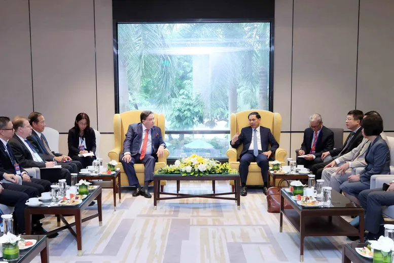 Việt Nam coi trọng thúc đẩy hợp tác kinh tế -thương mại công bằng, cùng có lợi với Hoa Kỳ - Ảnh 5.