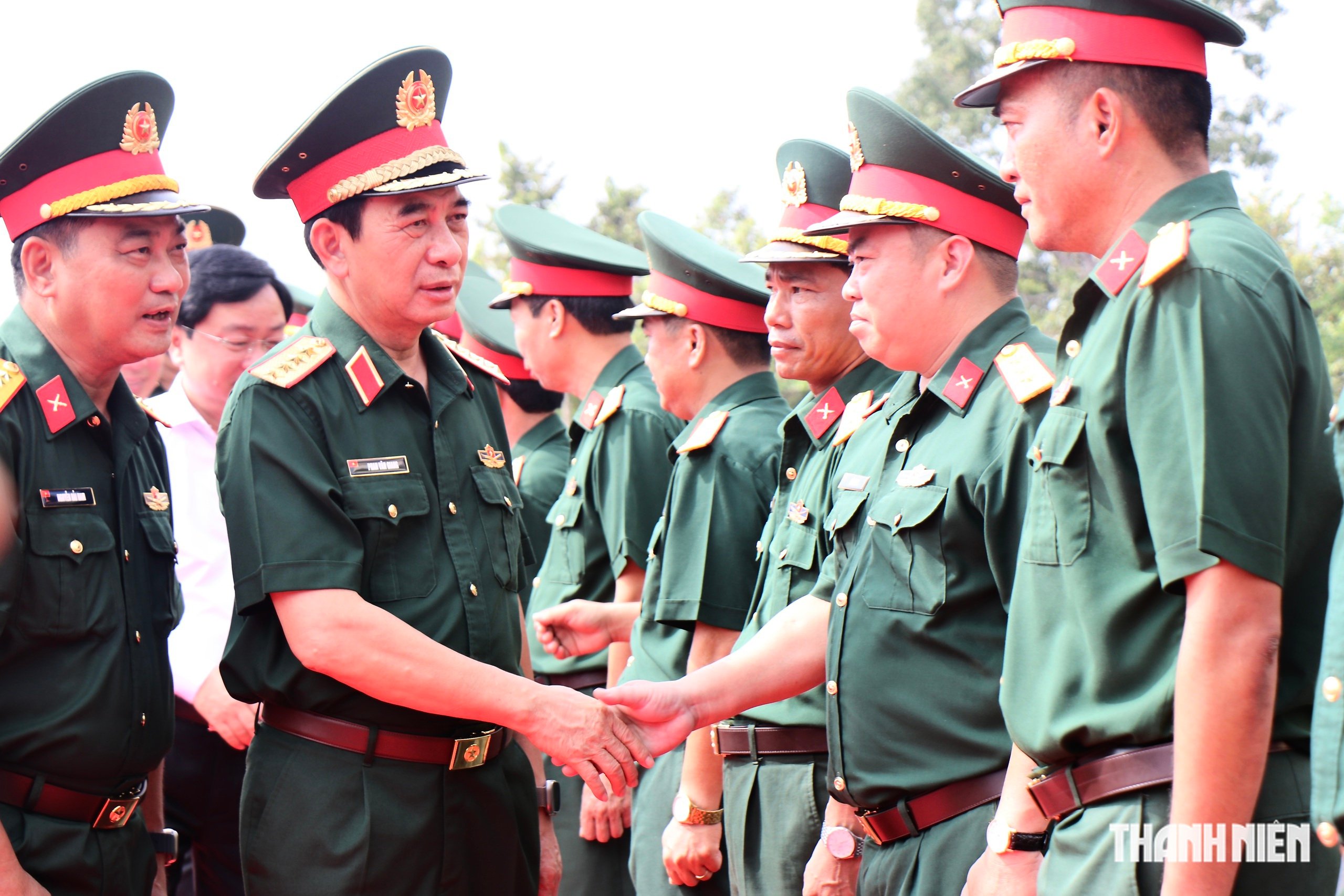 Đại tướng Phan Văn Giang làm việc với Sư đoàn 5, Quân khu 7 - Ảnh 1.