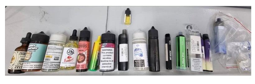 បារីអេឡិចត្រូនិចតែងតែទៅដល់យុវវ័យជាមួយនឹងការរចនាផលិតផលដែលទាក់ទាញភ្នែក និងការផ្សាយពាណិជ្ជកម្មដ៏ទំនើប។