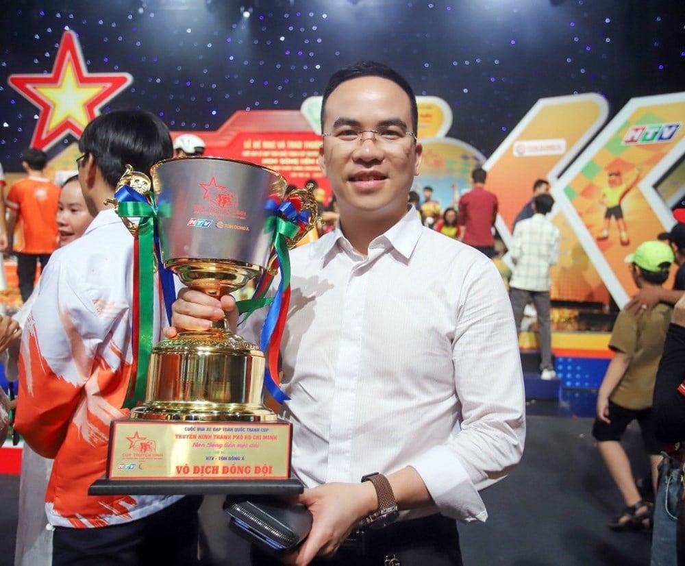 អ្នកជំនួញ Tran Viet Tan កាន់តំណែងជានាយករងនៃមូលនិធិគាំទ្រទេពកោសល្យកីឡាទីក្រុងហូជីមិញ - រូបថត 3