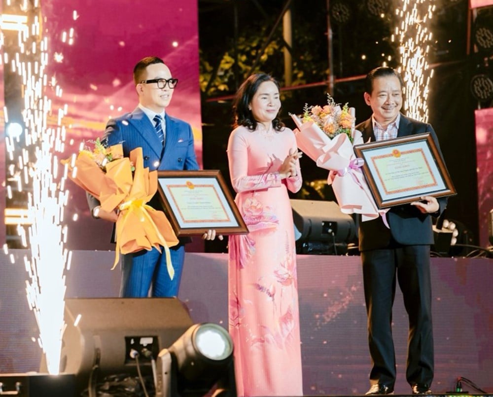 អ្នកជំនួញ Tran Viet Tan កាន់តំណែងជានាយករងនៃមូលនិធិគាំទ្រទេពកោសល្យកីឡាទីក្រុងហូជីមិញ - រូបថត 1