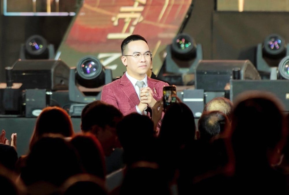 អ្នកជំនួញ Tran Viet Tan កាន់តំណែងជានាយករងនៃមូលនិធិគាំទ្រទេពកោសល្យកីឡាទីក្រុងហូជីមិញ - រូបថត 6