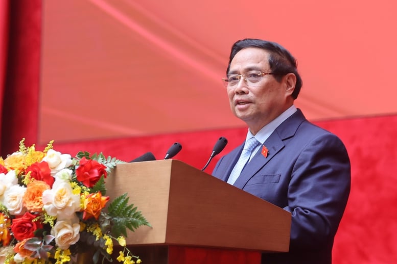 The Prime Minister stated the 14-word motto for security and order protection forces at the grassroots level - Photo 3. Thủ tướng nêu phương châm 14 chữ với lực lượng bảo vệ an ninh, trật tự ở cơ sở- Ảnh 3.