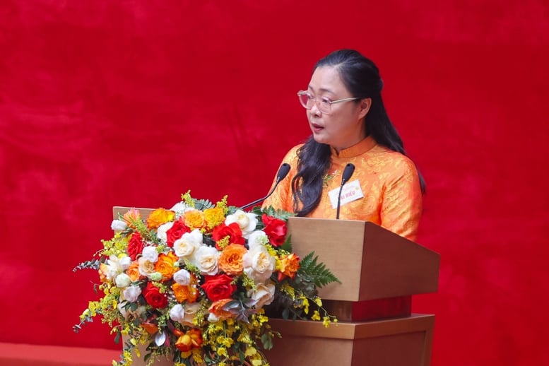 The Prime Minister stated the 14-word motto for security and order protection forces at the grassroots level - Photo 6. Thủ tướng nêu phương châm 14 chữ với lực lượng bảo vệ an ninh, trật tự ở cơ sở- Ảnh 6.
