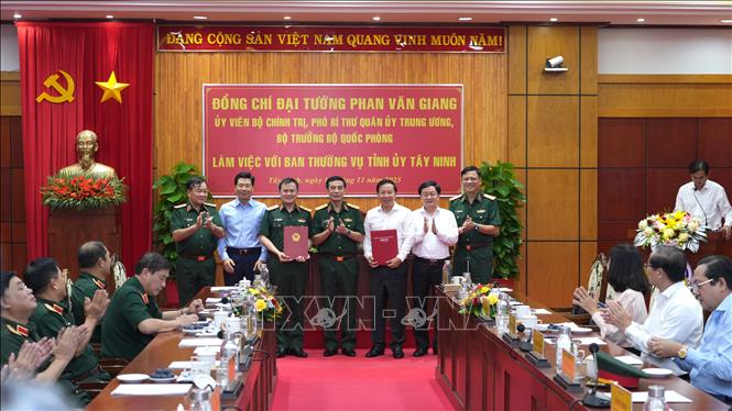 ចំណងជើងរូបថត