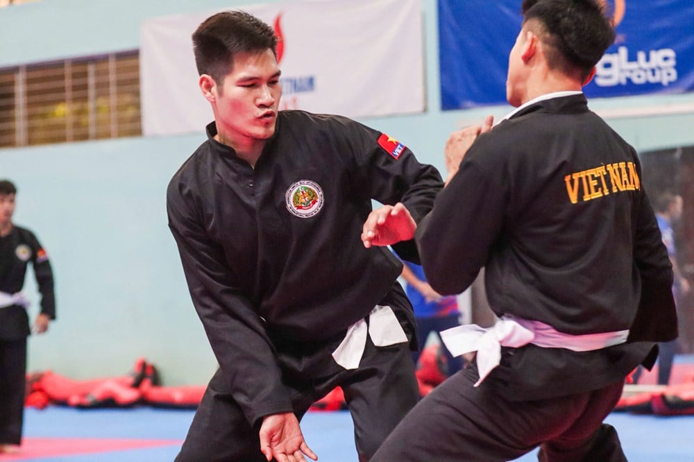 ពិនិត្យការងារត្រៀមស៊ីហ្គេមទាំង៣៣ក្រុម - រូបថត ២