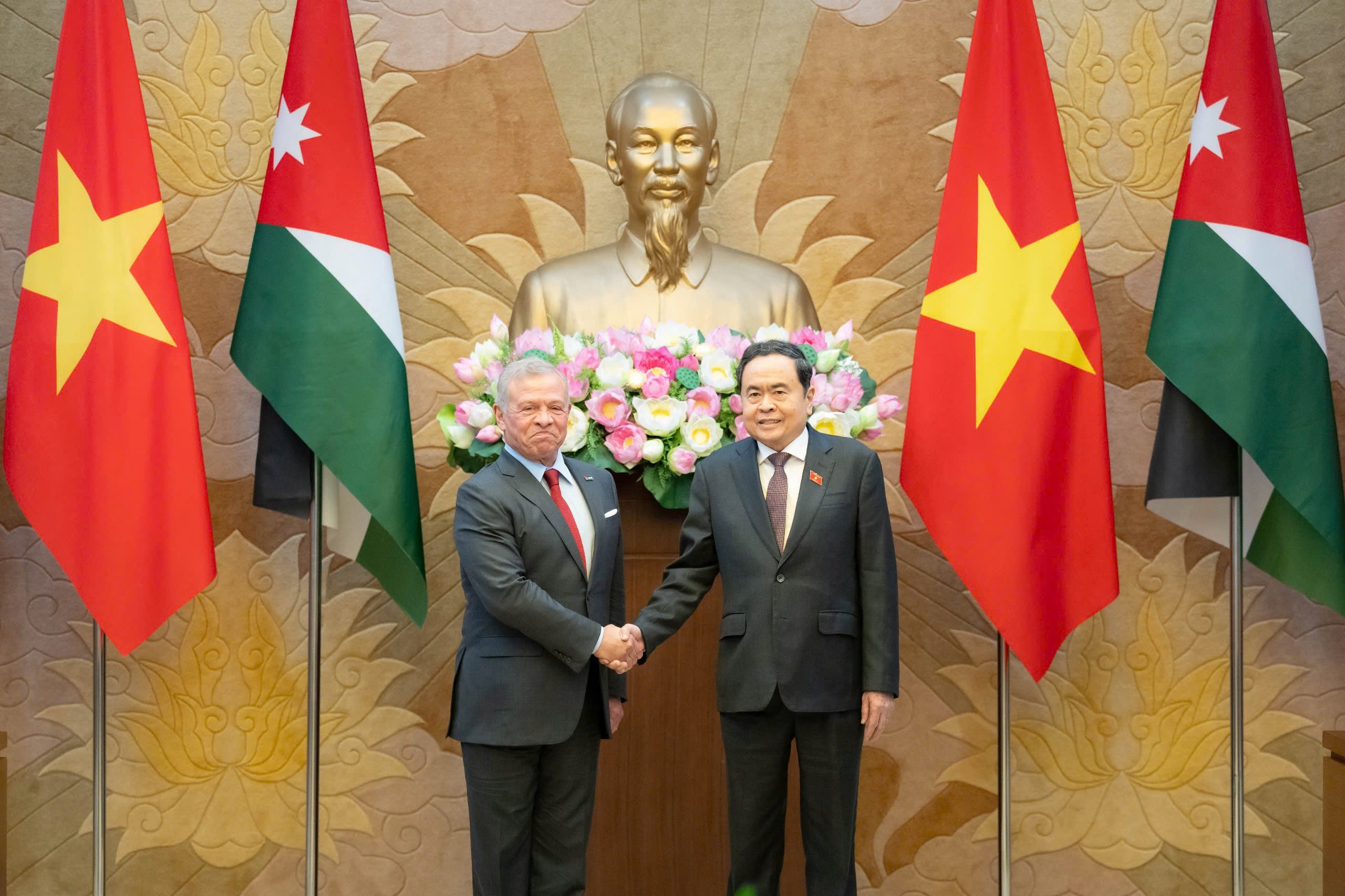 លើកកំពស់ប្រសិទ្ធភាពកិច្ចសហប្រតិបត្តិការសភាវៀតណាម - ហ្ស៊កដានី - រូបថត ១.