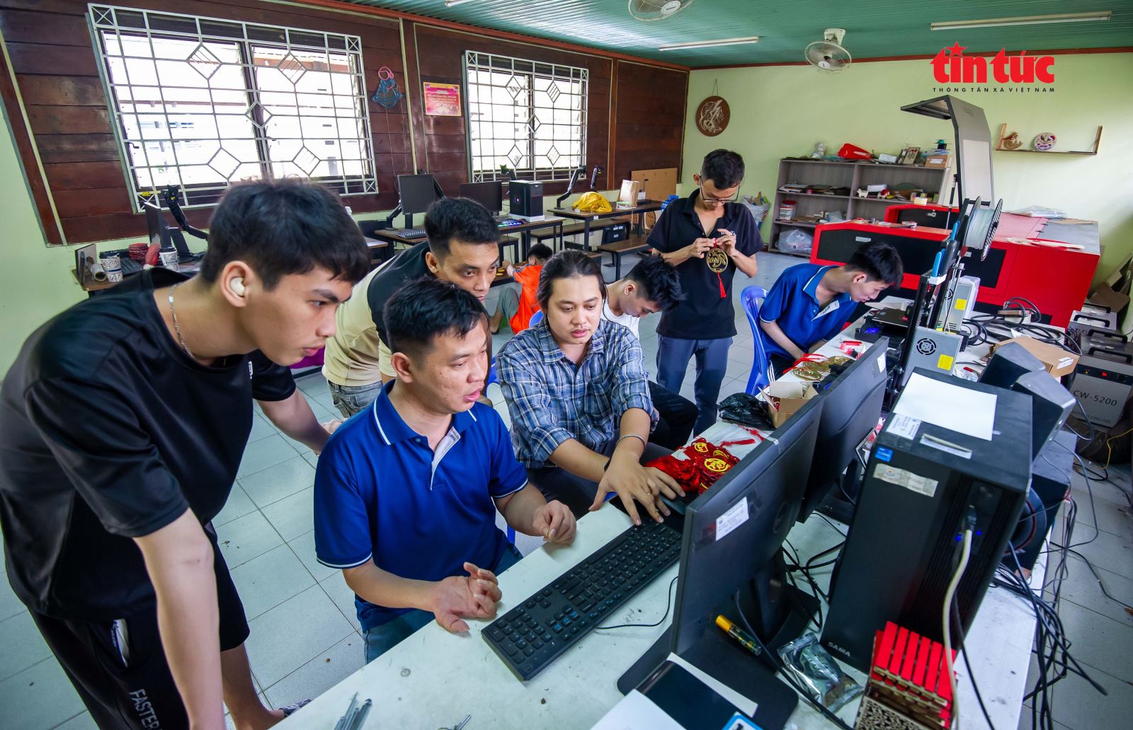 ចំណងជើងរូបថត