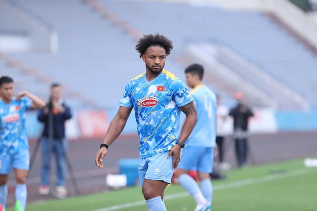 ក្រុមវៀតណាមនឹងខ្លាំងនៅពេល Xuan Son ត្រលប់មកវិញ - រូបថត ១. Đội tuyển Việt Nam sẽ rất mạnh khi Xuân Son trở lại- Ảnh 1.