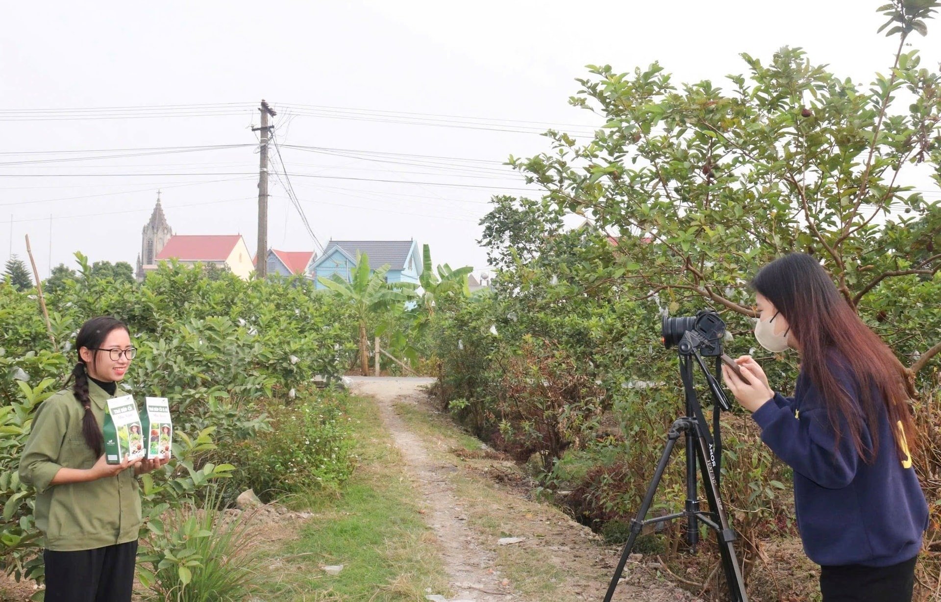 Nhiều hoạt động hưởng ứng Tuần lễ 'Thương mại điện tử quốc gia và Ngày mua sắm trực tuyến'