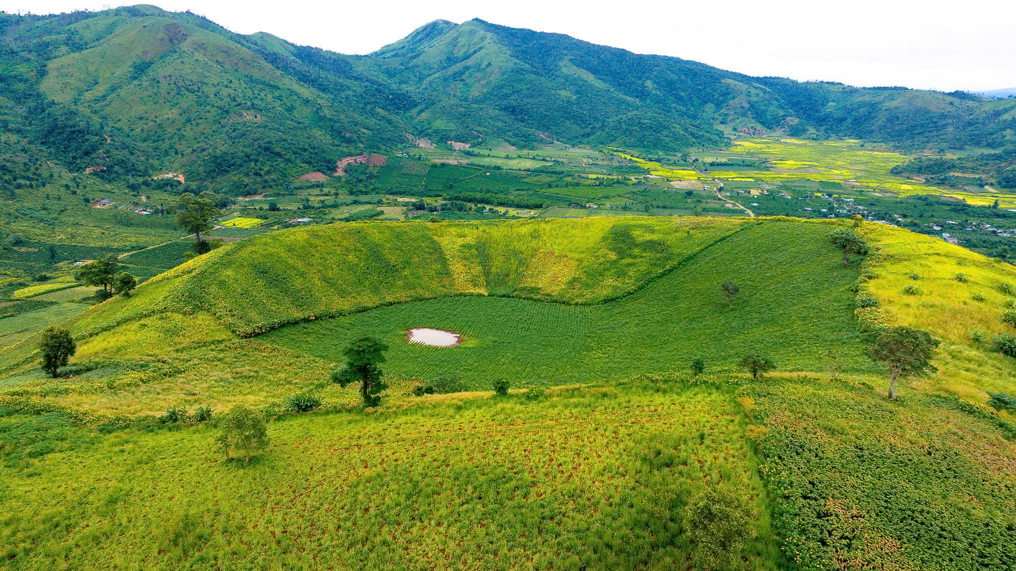 عکس ۱۴ از صلیب شیطان چو دانگ یا