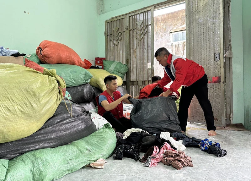 پیوند قلب‌ها - به اشتراک گذاشتن عشق