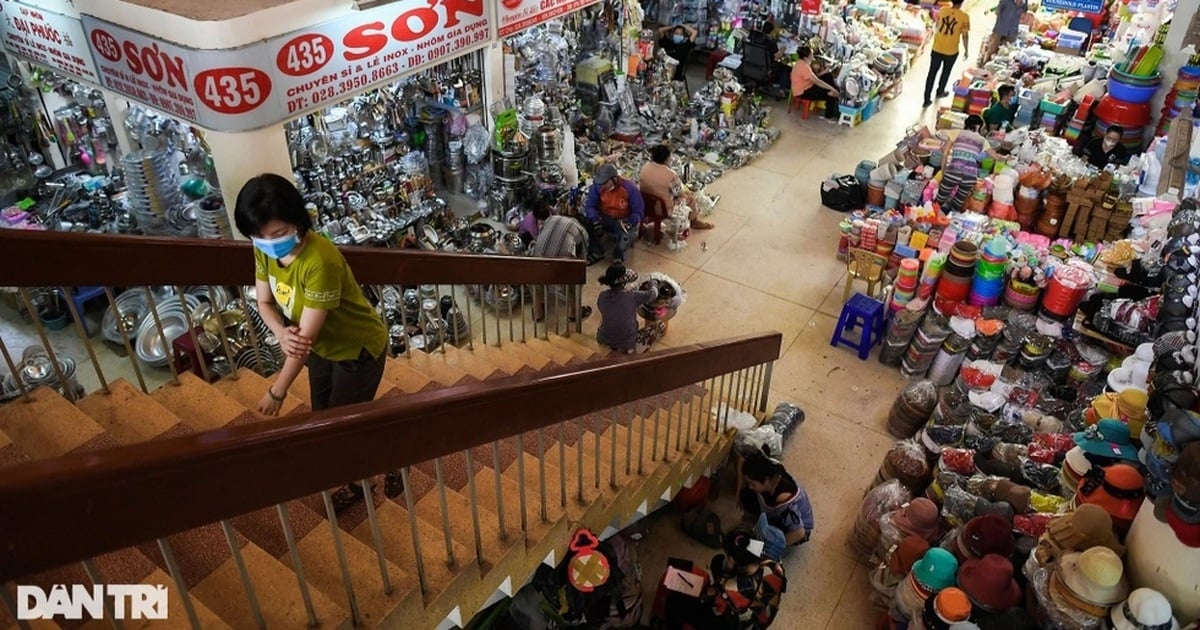 Sắp bỏ thuế khoán, chuyên gia đề nghị nâng ngưỡng chịu thuế hộ kinh doanh